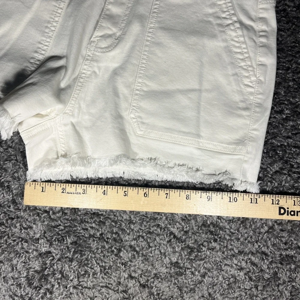 So Utility Short High-Rise Size 11 NWOT‎ White